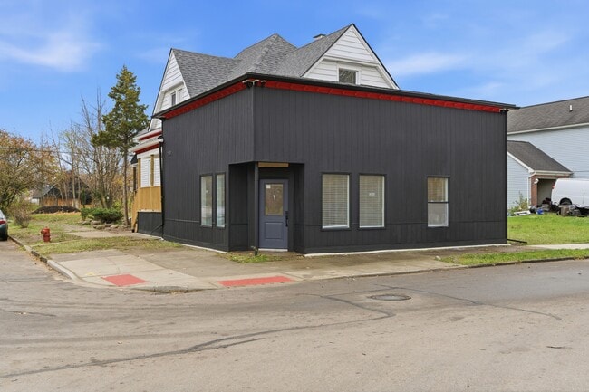 Photo - 2503 W Forest Ave