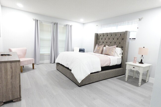 Photo - 9740 Pecan Tree Dr Unidad A