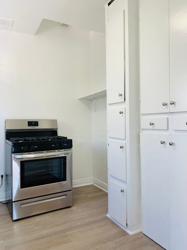 Photo - 727 W. 74th Street