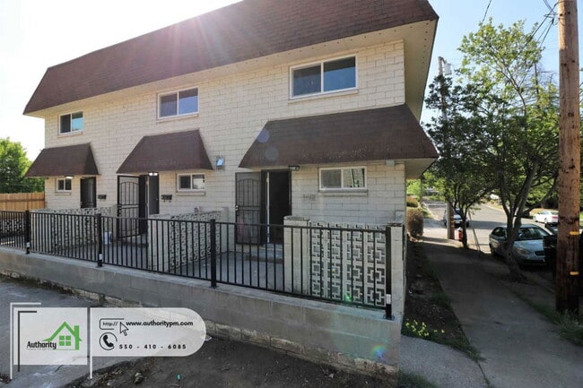 Photo - 1105 Olive Ave Unit 2