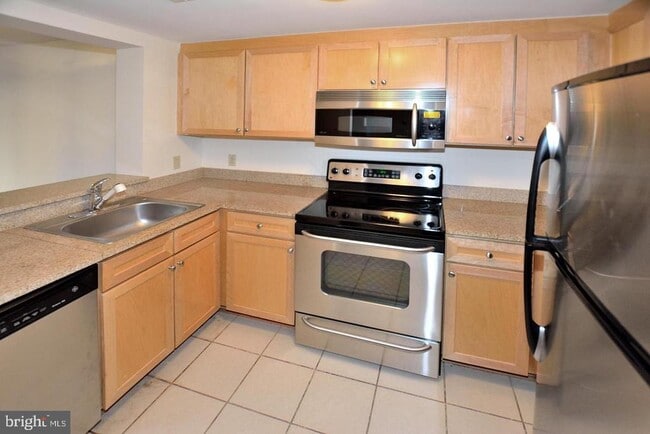 Photo - 1150 K St NW Unit 1010