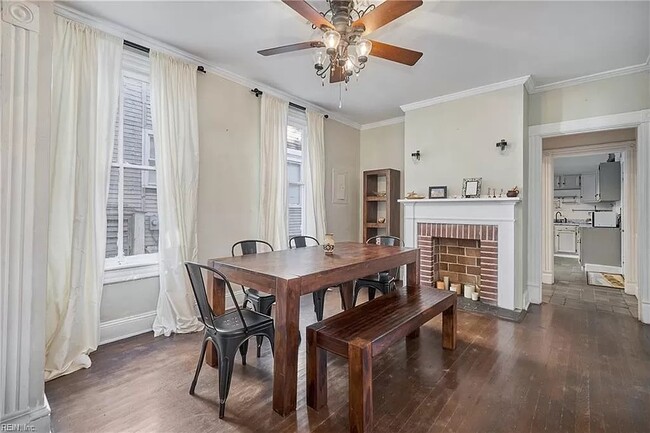 Photo - 1029 Naval Ave