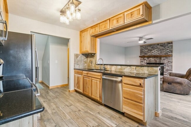 Photo - 15216 Paddington Cir