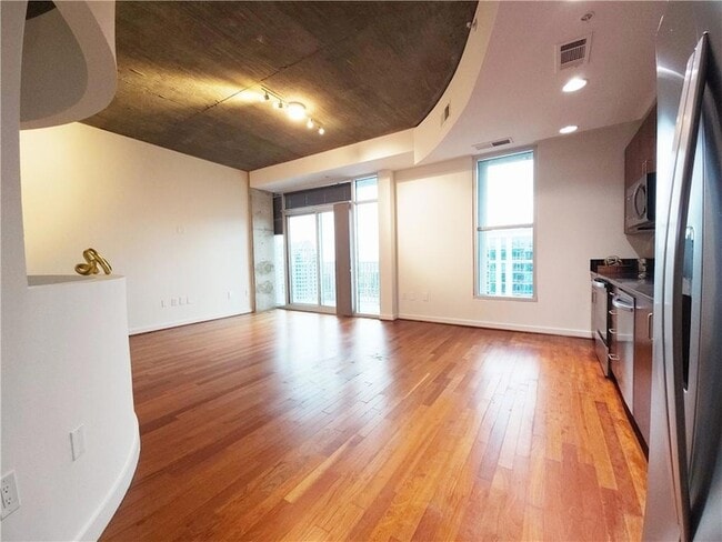 Photo - 250 Pharr Rd NE Unidad 2104