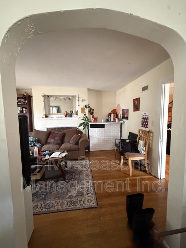 Photo - 59 University Terrace