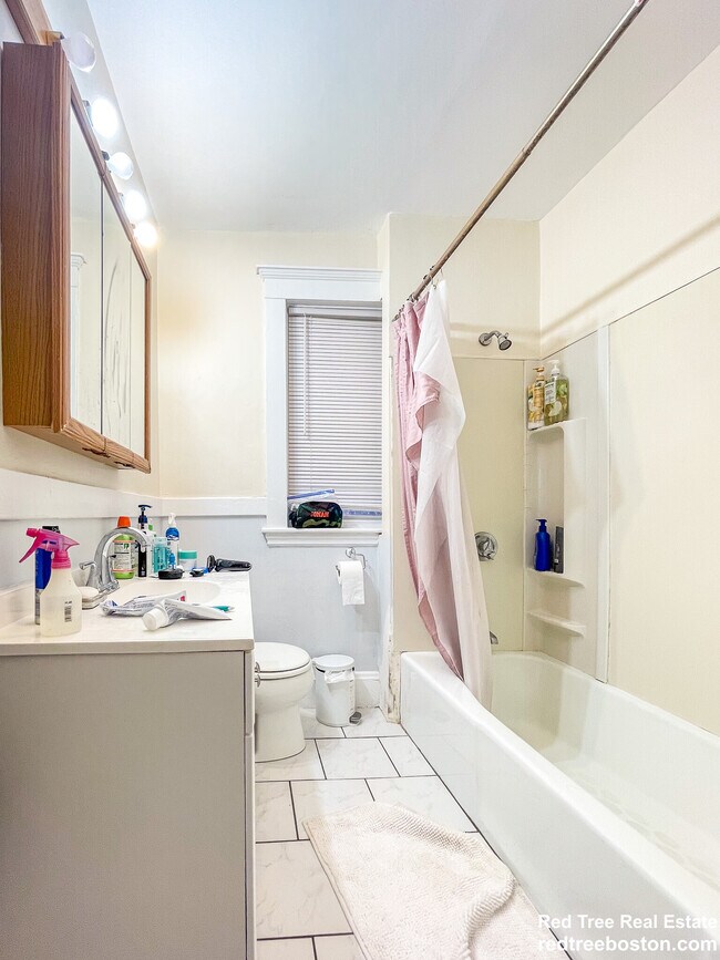 Photo - 209 Chestnut Hill Ave Unit 1