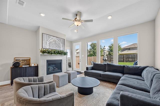 Building Photo - 4129 Ranchero Dr