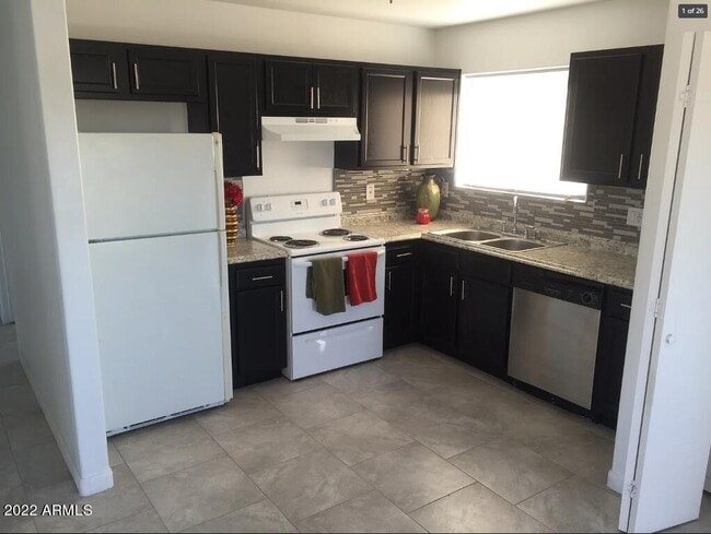 Photo - 1052 N Colorado St Unit 4