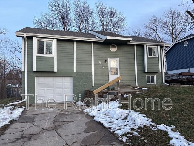 Photo - 8617 S 143rd Ave