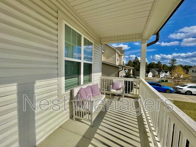 Photo - 385 Falls Creek Dr