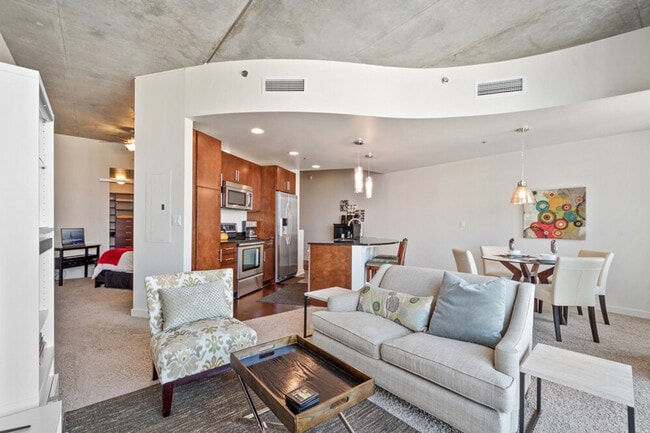 Building Photo - 750-776 14th Street-SI ID1508533P