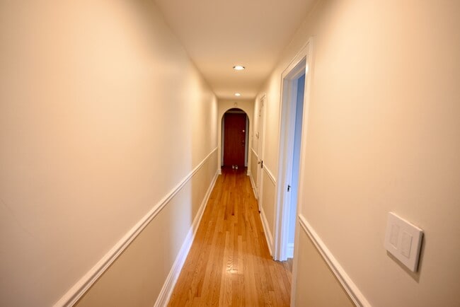 Photo - 1113 W Lill Ave