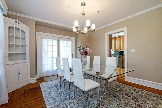 Photo - 107 Lee Rd