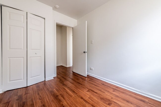 Photo - 1734 E 72nd St Chicago, IL 60649