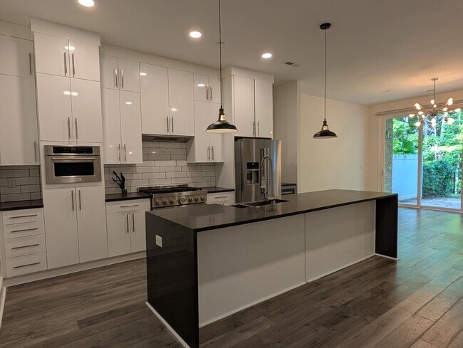 Photo - 4025 Southpoint Lndg Wy