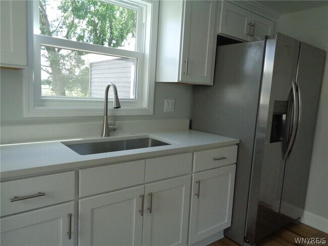 Photo - 4563 Union Rd