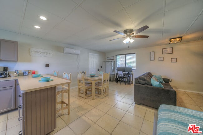 Photo - 42880 Brown Rd