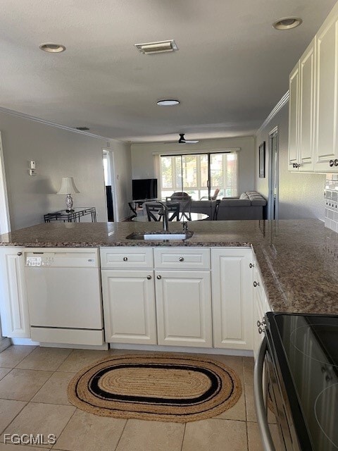 Photo - 632 Victoria Dr Unit 201