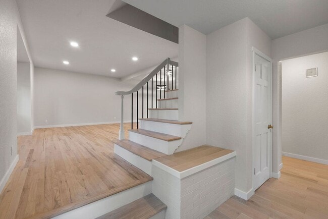 Photo - 4 Bedroom completely remodeled home in Fort Collins