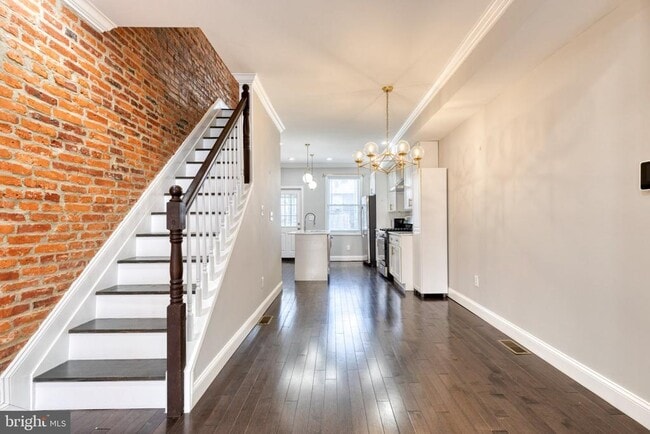 Photo - 635 S Lehigh St