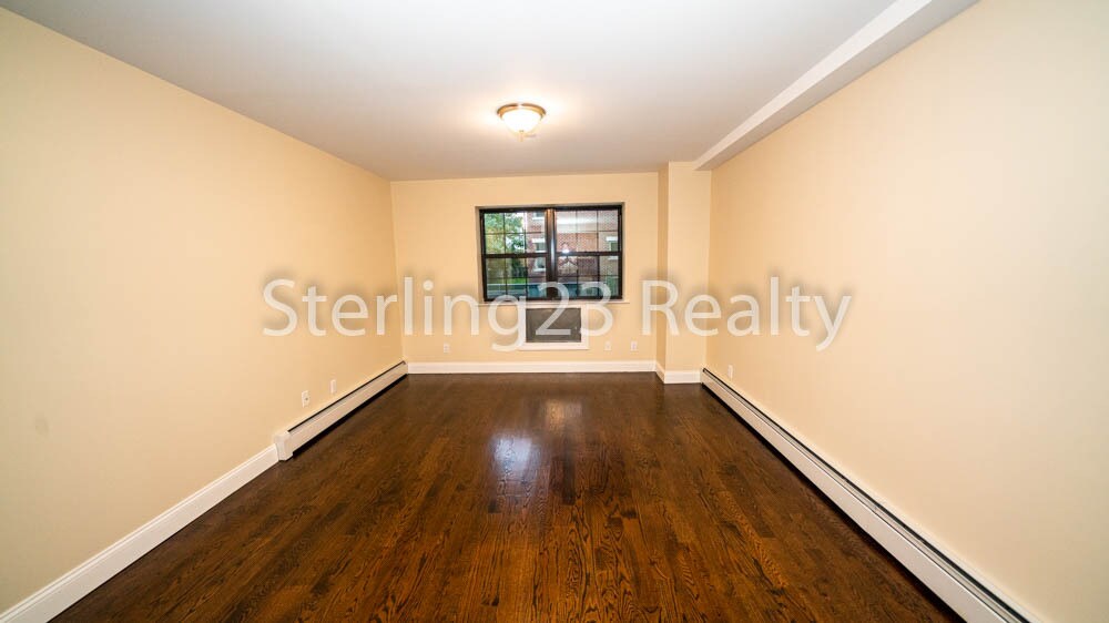 Photo - 26-26 18th St Apartment Unit 4