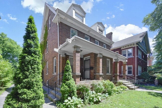 Photo - 84 N Monroe Ave