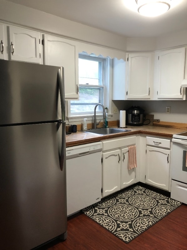 Photo - 21 Blossom Ln