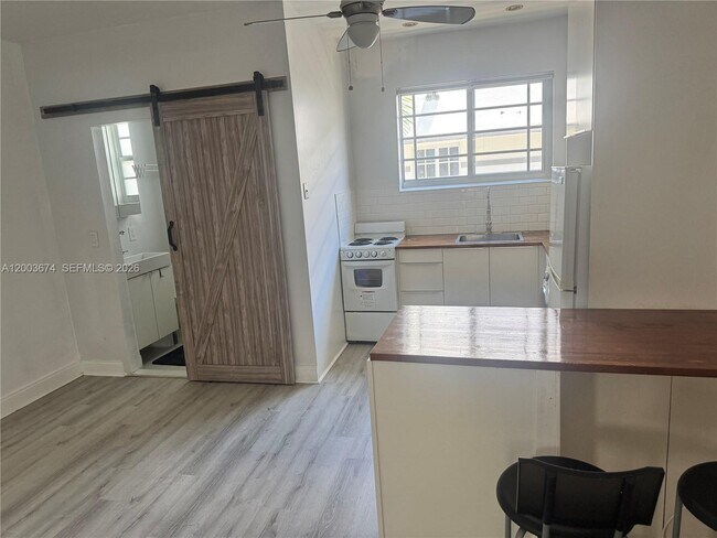 Photo - 637 12th St Unit 6