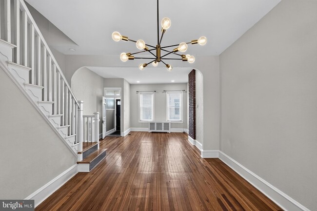 Photo - 185 Baldwin St