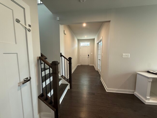 Photo - 440 Tree of Heaven Way