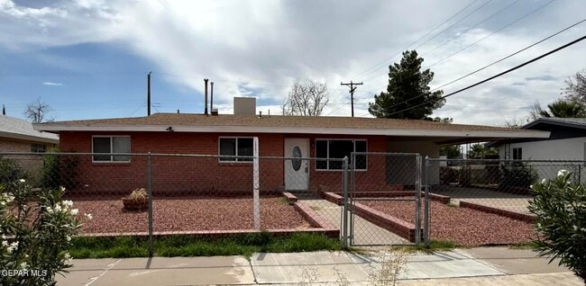 Building Photo - 2801 Hawick Rd
