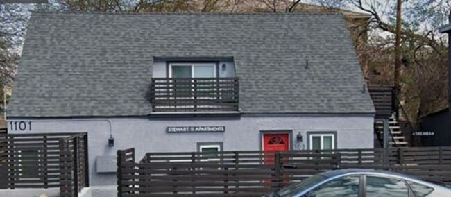 Building Photo - 1101 Stewart Ave Unit 102