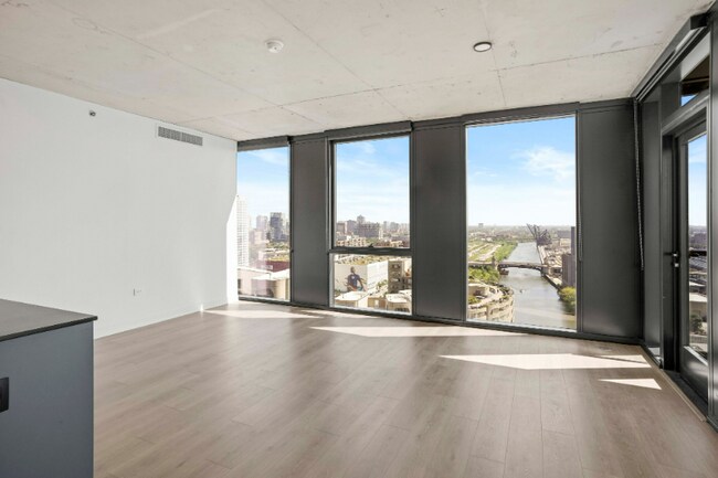 Photo - 238 W Polk St