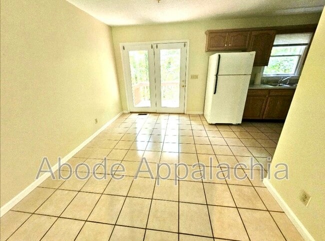 Photo - 269 Peach Orchard Dr