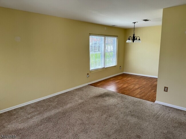 Photo - 705 Bryant Dr