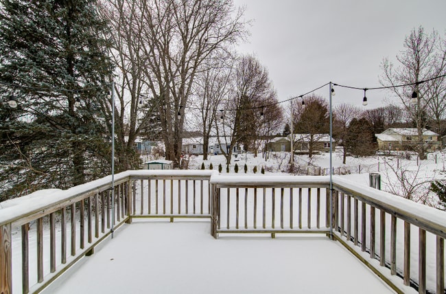 Photo - 4900 Thornapple Ln