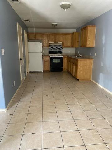 Photo - 15 Brazil St