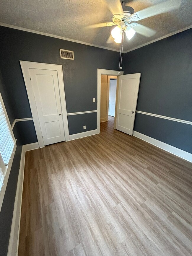 1531 E Elm Rd Unit A
