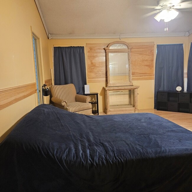 Photo - 1163 Colby Dr