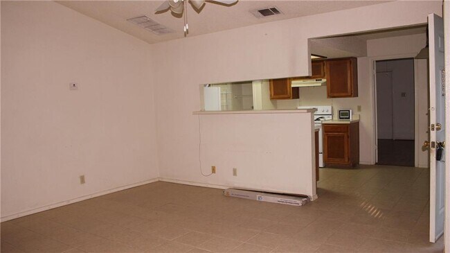 Photo - 9406 Kempler Dr