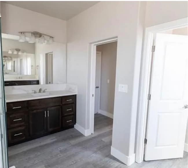 Photo - 630 E Juniper Ave