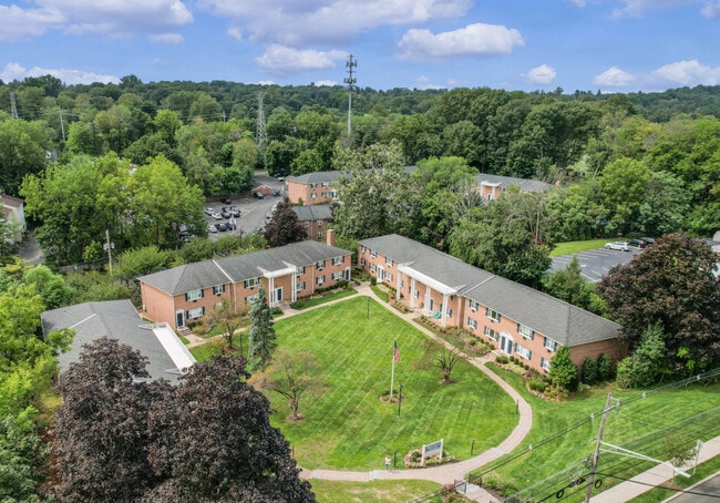 Rosedale Manor