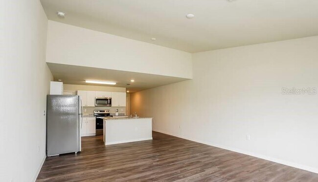 Photo - 18304 Gibraltar Ln