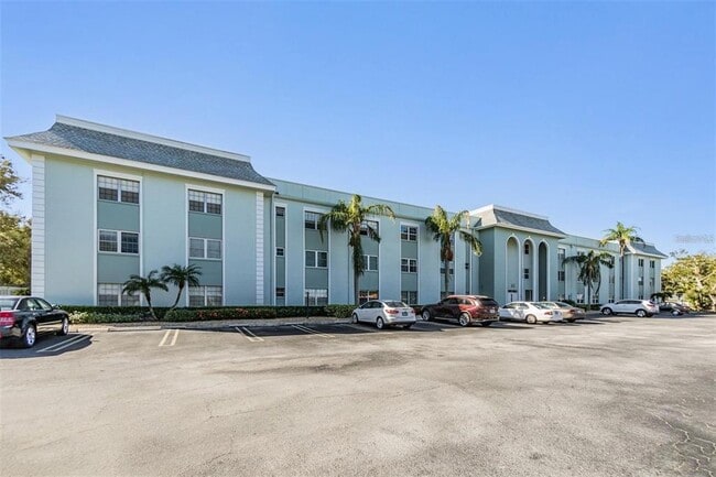 Photo - 1706 Belleair Forest Dr Unit 136