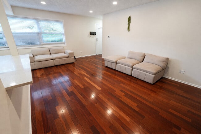 Photo - 1204 W Inverrary Ln Unit -