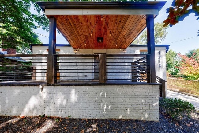 Photo - 1272 Hardee St NE