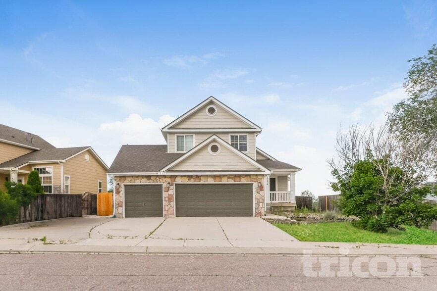 7574 Sistine Ln