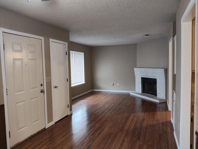 Photo - 2706 5th Ave