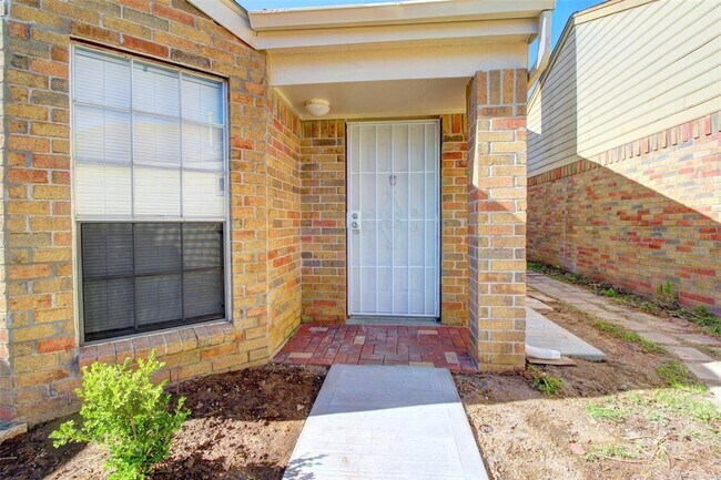 Photo - 11842 Spring Grove Dr