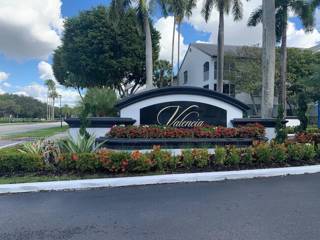 Photo - 4500 NW 99th Ct Condominio Unidad 305-5